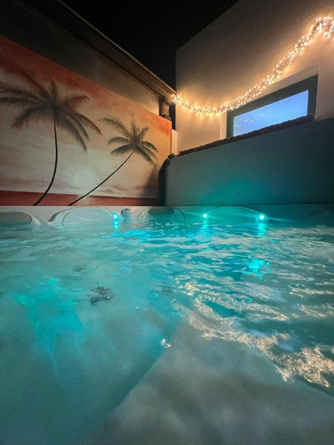 Casa Orilla! Beautiful Private Holiday Villa With Hot Tub Ла Олива Екстериор снимка