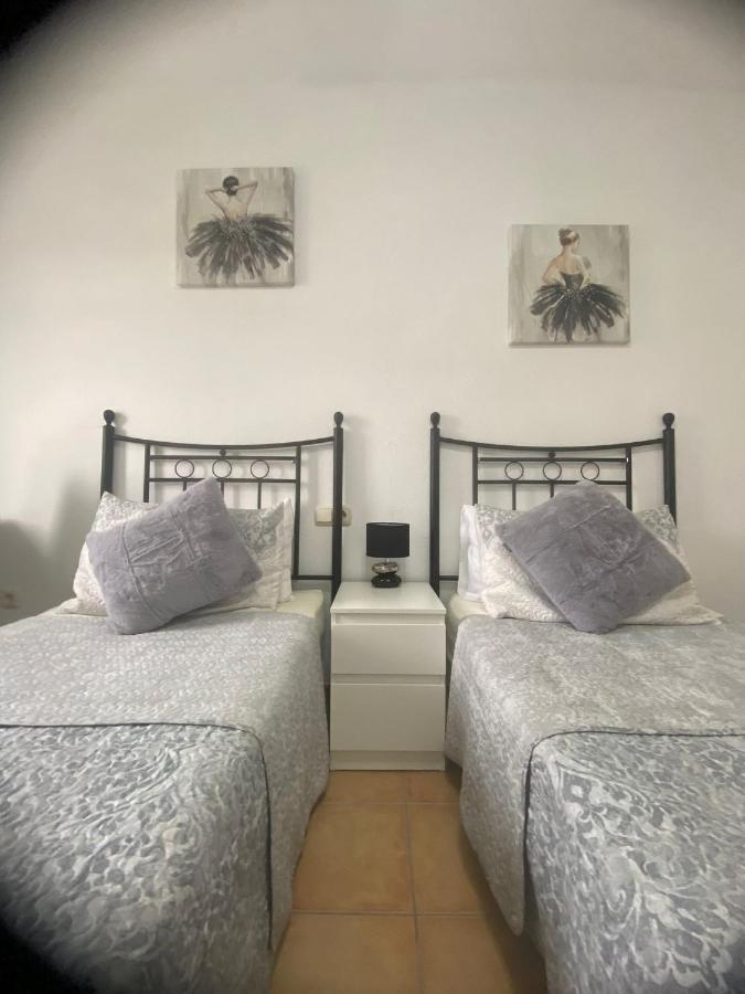 Casa Orilla! Beautiful Private Holiday Villa With Hot Tub Ла Олива Екстериор снимка